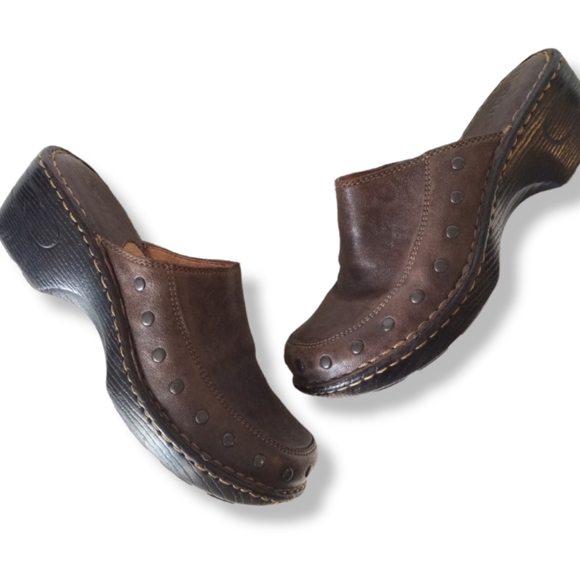 Born Shoes - Born Studded Leather Clogs Mules 7 Perfect for Fall